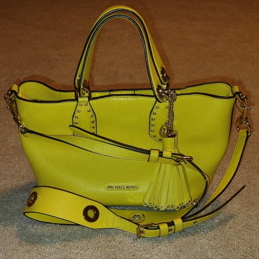 Michael Kors Brooklyn Medium Satchel. Yellow Lemon, Used In Excellent Condition.